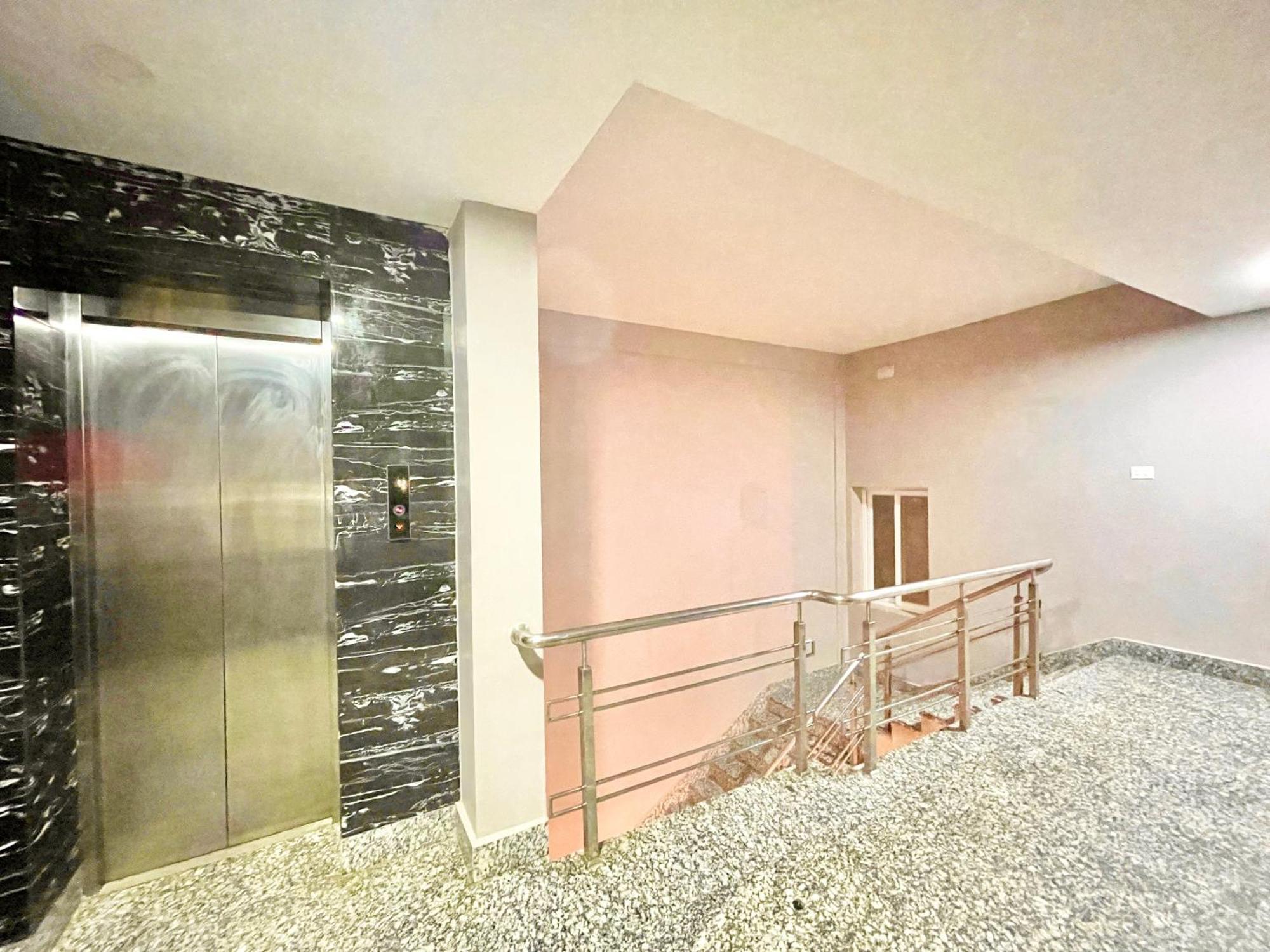 Hotel Rb International ! Puri Near-Sea-Beach-And-Temple Fully-Air-Conditioned-Hotel With-Lift-And-Card Payment Accepted-Parking-Facility, Best Hotel In Puri Buitenkant foto