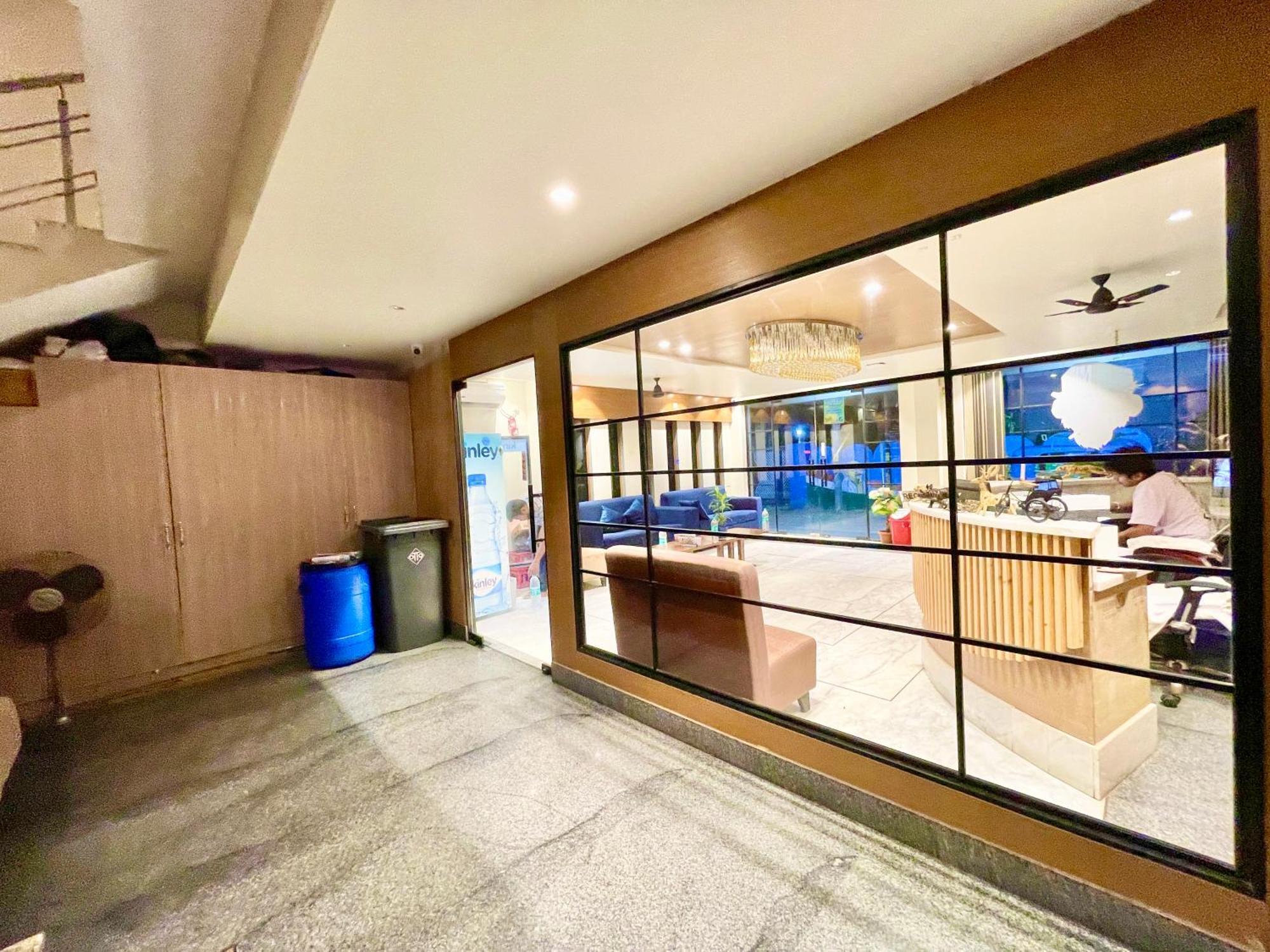 Hotel Rb International ! Puri Near-Sea-Beach-And-Temple Fully-Air-Conditioned-Hotel With-Lift-And-Card Payment Accepted-Parking-Facility, Best Hotel In Puri Buitenkant foto