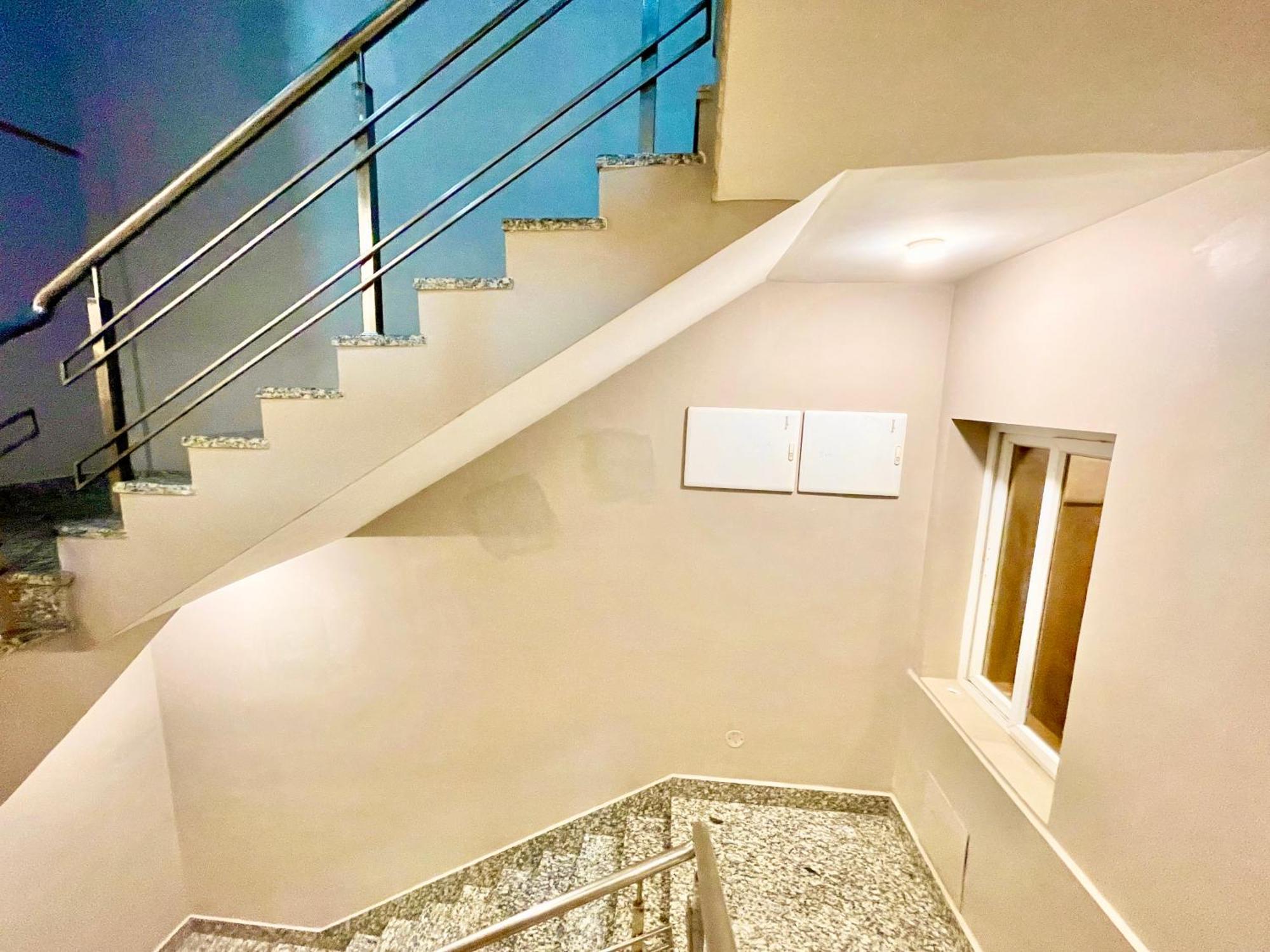 Hotel Rb International ! Puri Near-Sea-Beach-And-Temple Fully-Air-Conditioned-Hotel With-Lift-And-Card Payment Accepted-Parking-Facility, Best Hotel In Puri Buitenkant foto
