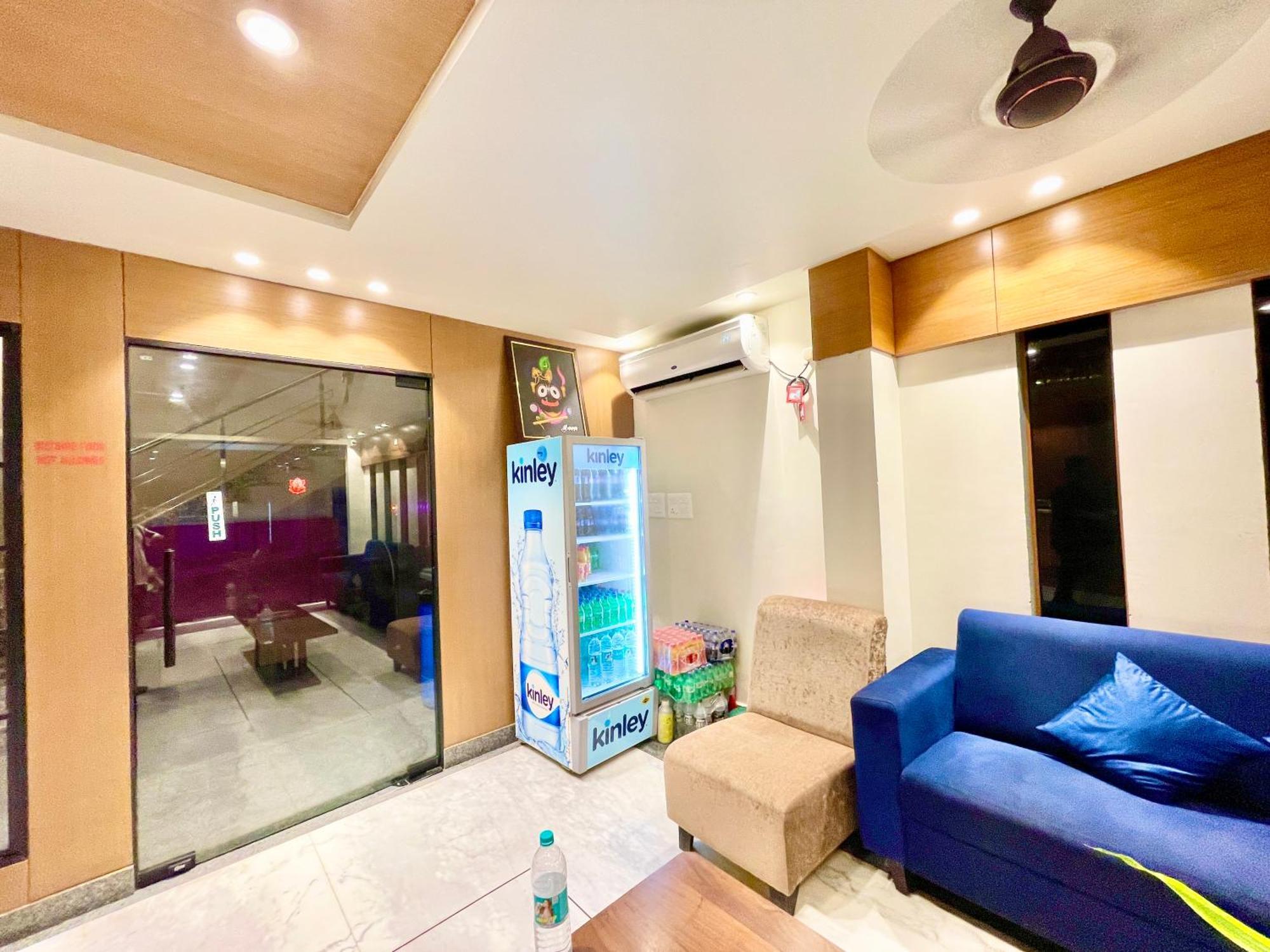 Hotel Rb International ! Puri Near-Sea-Beach-And-Temple Fully-Air-Conditioned-Hotel With-Lift-And-Card Payment Accepted-Parking-Facility, Best Hotel In Puri Buitenkant foto