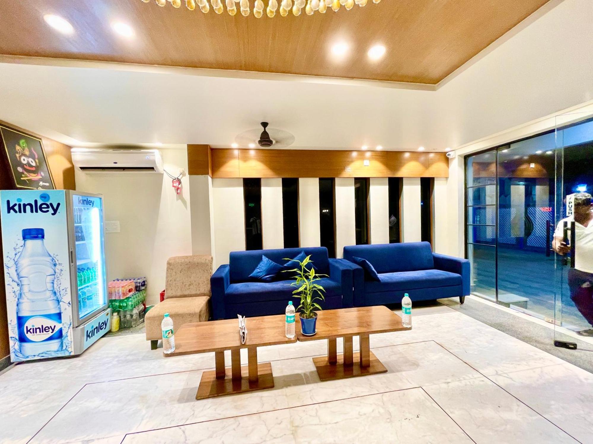 Hotel Rb International ! Puri Near-Sea-Beach-And-Temple Fully-Air-Conditioned-Hotel With-Lift-And-Card Payment Accepted-Parking-Facility, Best Hotel In Puri Buitenkant foto