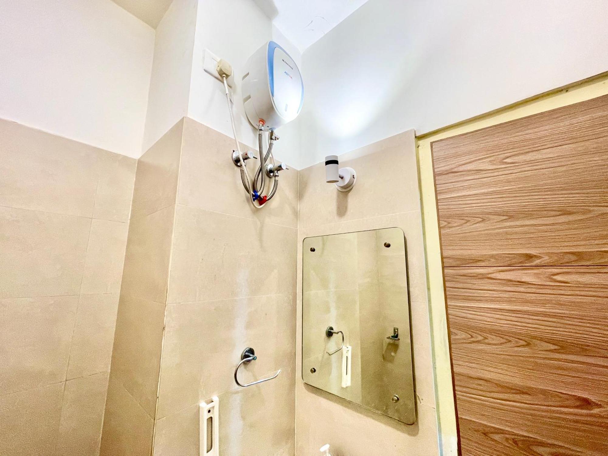 Hotel Rb International ! Puri Near-Sea-Beach-And-Temple Fully-Air-Conditioned-Hotel With-Lift-And-Card Payment Accepted-Parking-Facility, Best Hotel In Puri Buitenkant foto