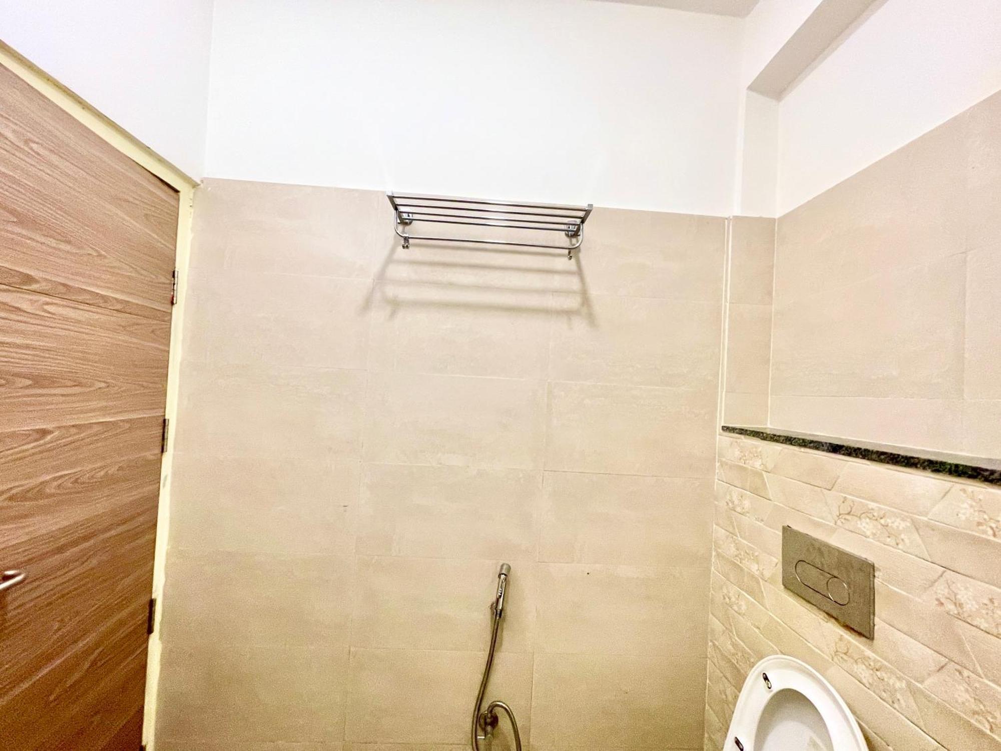 Hotel Rb International ! Puri Near-Sea-Beach-And-Temple Fully-Air-Conditioned-Hotel With-Lift-And-Card Payment Accepted-Parking-Facility, Best Hotel In Puri Buitenkant foto