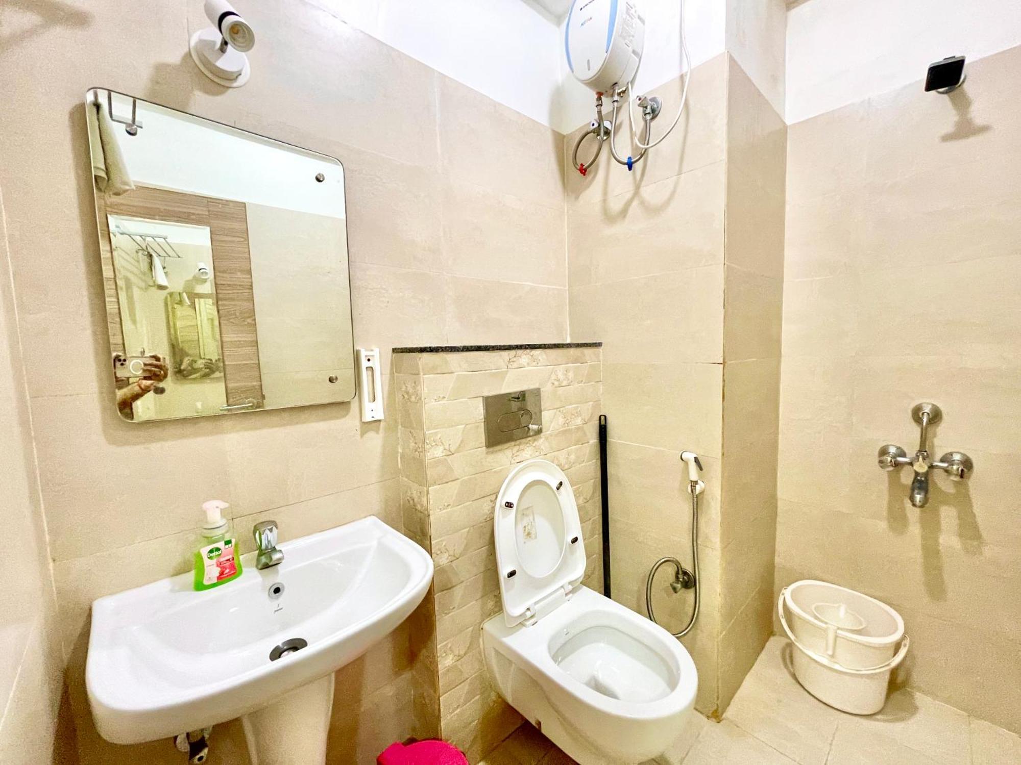 Hotel Rb International ! Puri Near-Sea-Beach-And-Temple Fully-Air-Conditioned-Hotel With-Lift-And-Card Payment Accepted-Parking-Facility, Best Hotel In Puri Buitenkant foto