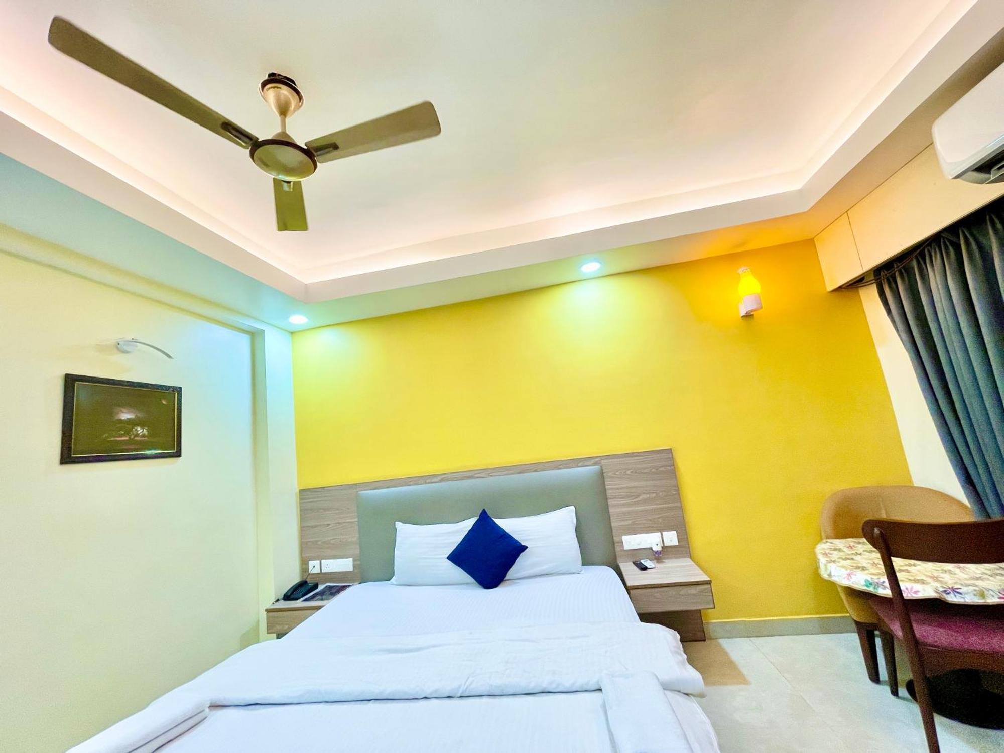 Hotel Rb International ! Puri Near-Sea-Beach-And-Temple Fully-Air-Conditioned-Hotel With-Lift-And-Card Payment Accepted-Parking-Facility, Best Hotel In Puri Buitenkant foto