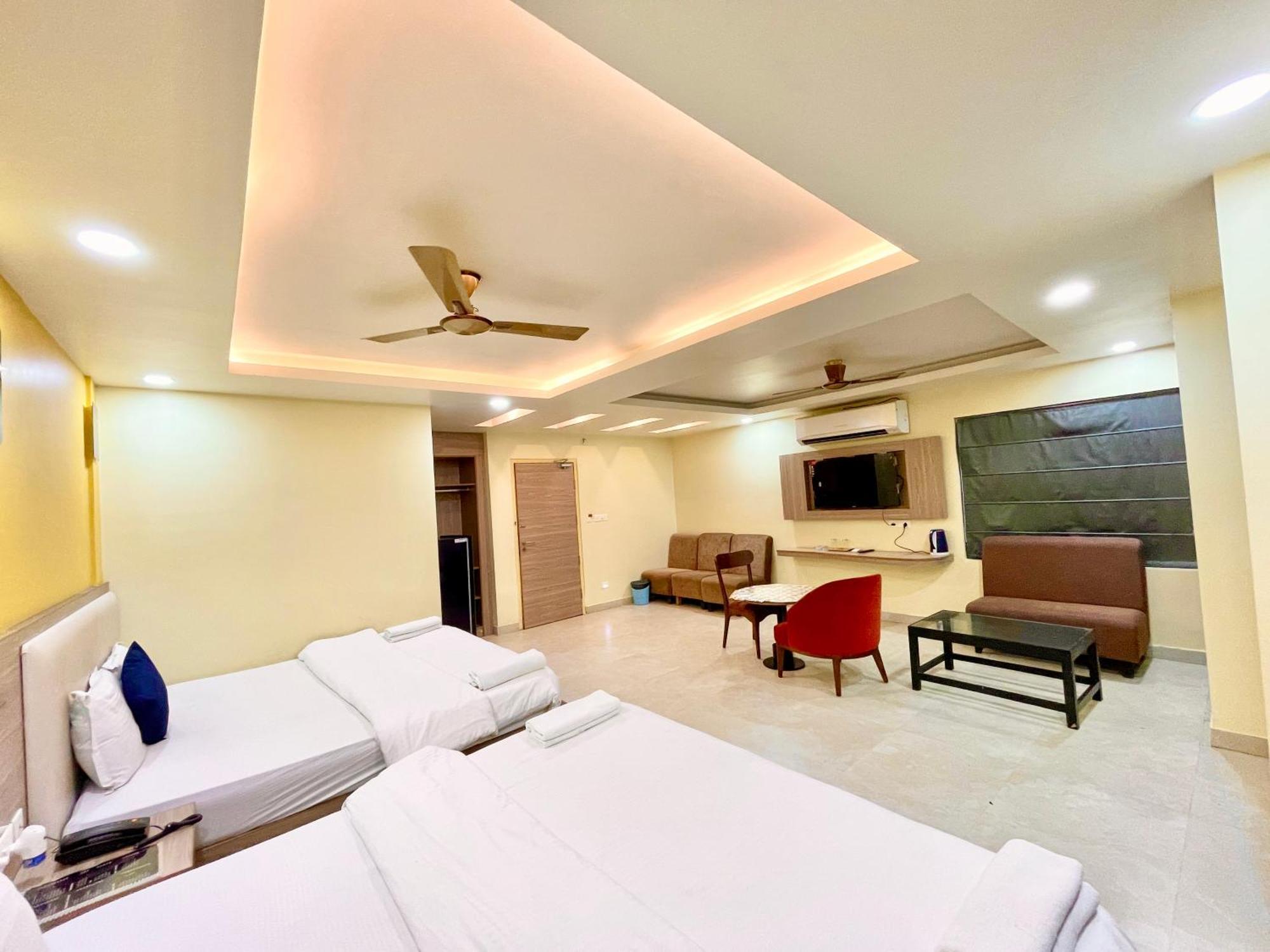 Hotel Rb International ! Puri Near-Sea-Beach-And-Temple Fully-Air-Conditioned-Hotel With-Lift-And-Card Payment Accepted-Parking-Facility, Best Hotel In Puri Buitenkant foto