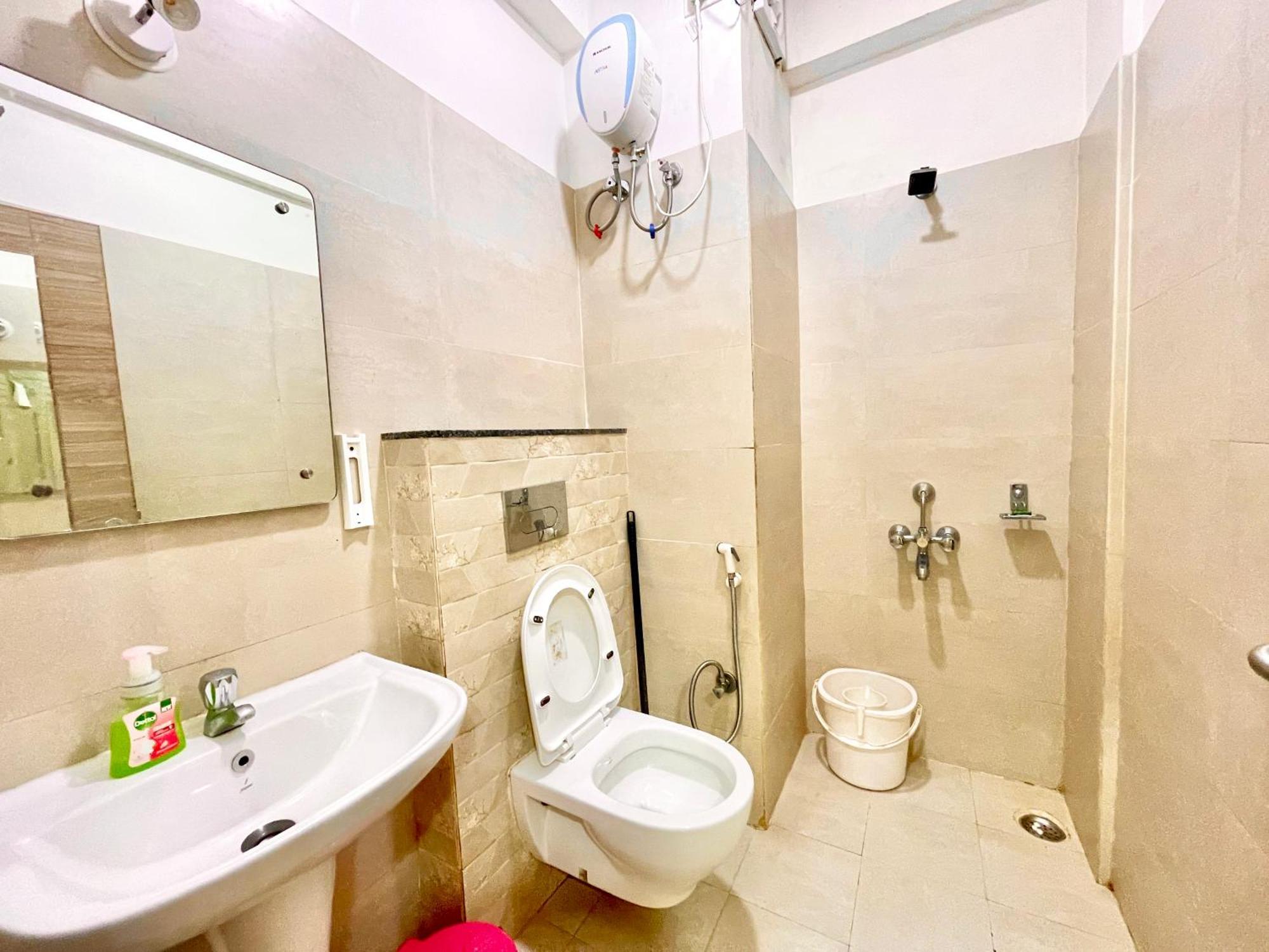 Hotel Rb International ! Puri Near-Sea-Beach-And-Temple Fully-Air-Conditioned-Hotel With-Lift-And-Card Payment Accepted-Parking-Facility, Best Hotel In Puri Buitenkant foto