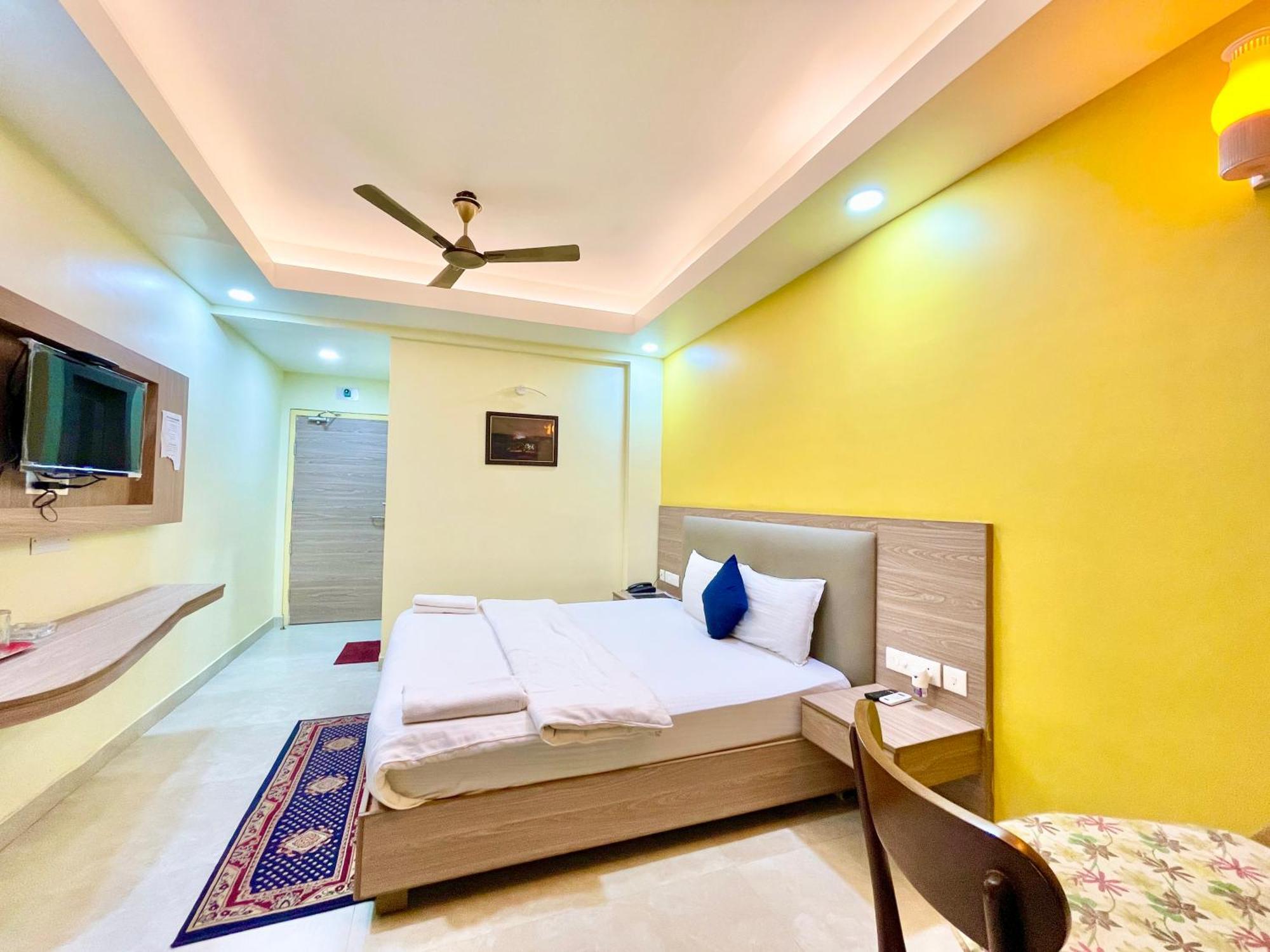 Hotel Rb International ! Puri Near-Sea-Beach-And-Temple Fully-Air-Conditioned-Hotel With-Lift-And-Card Payment Accepted-Parking-Facility, Best Hotel In Puri Buitenkant foto