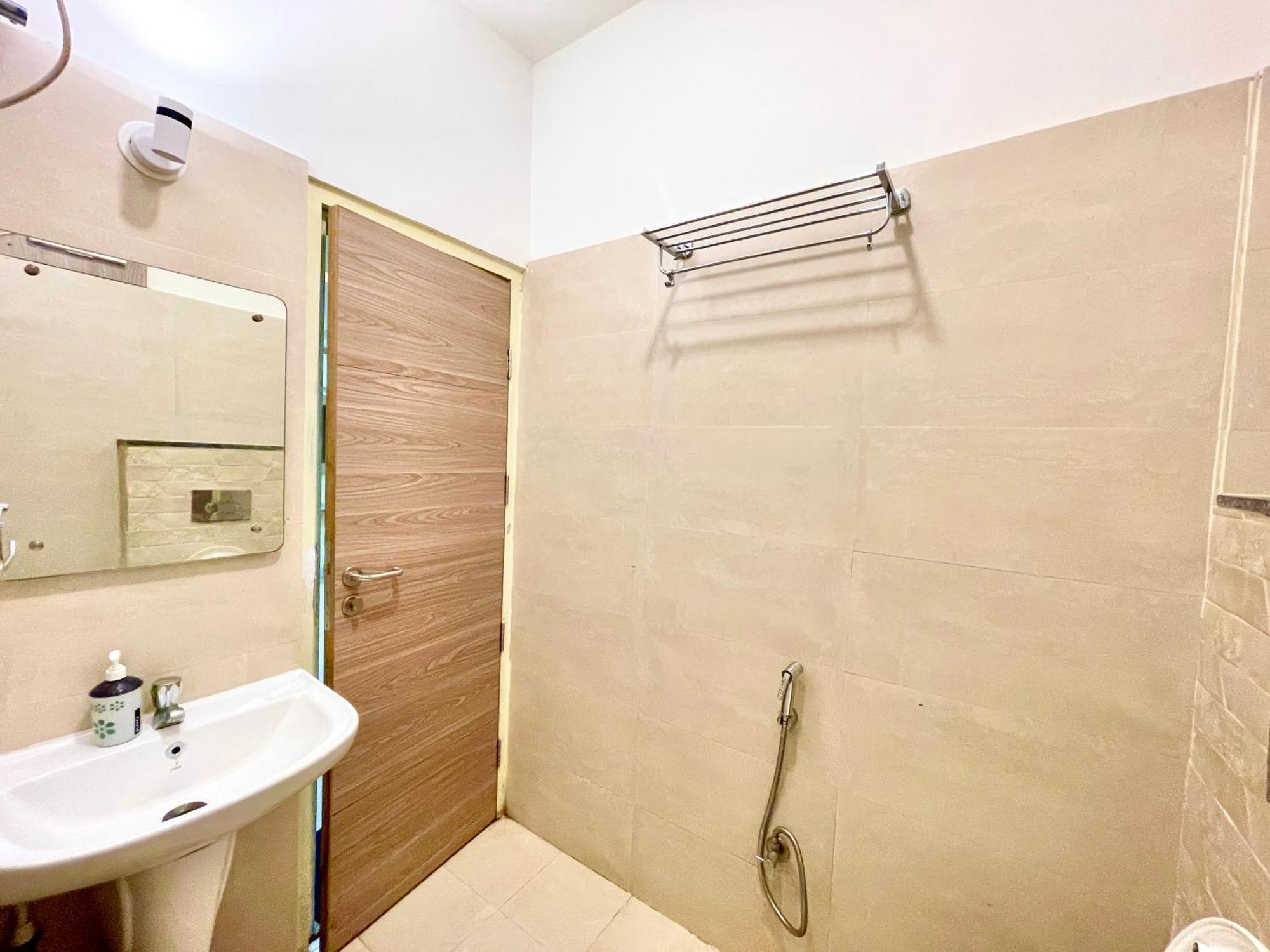 Hotel Rb International ! Puri Near-Sea-Beach-And-Temple Fully-Air-Conditioned-Hotel With-Lift-And-Card Payment Accepted-Parking-Facility, Best Hotel In Puri Buitenkant foto